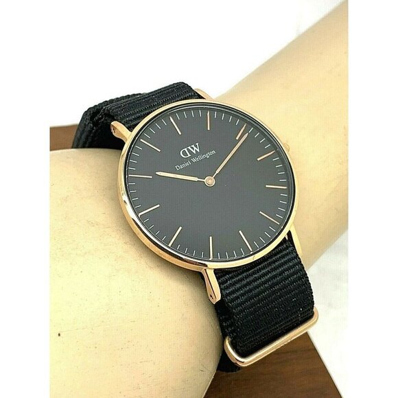 Daniel Wellington Women's Watch Quartz Rose Gold 36mm Black Dial Nylon Strap - Picture 5 of 13
